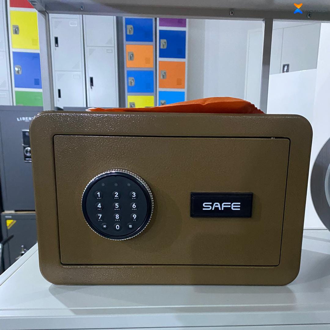 E-tech Digital Hotel Safe.