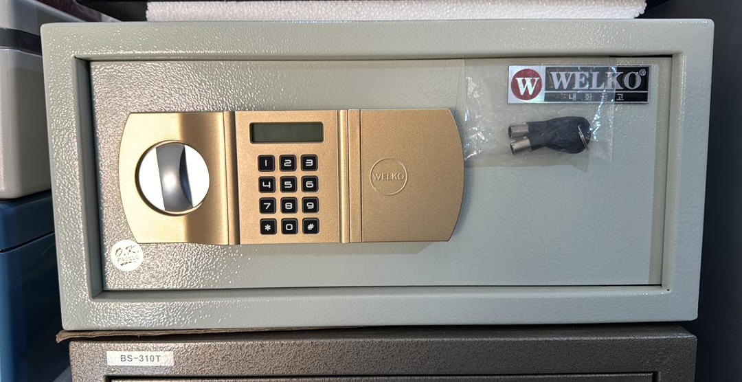 Digital Hotel safe