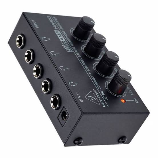 Behringer Microamp HA400 4-Channel Headphone Amplifier.